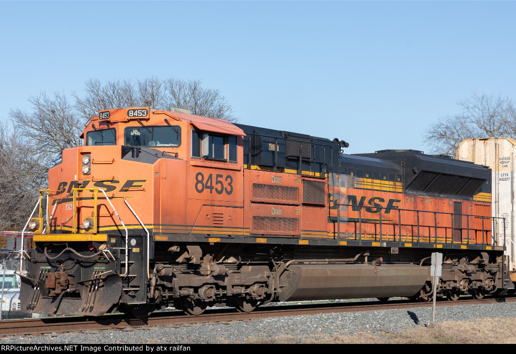 BNSF 8453